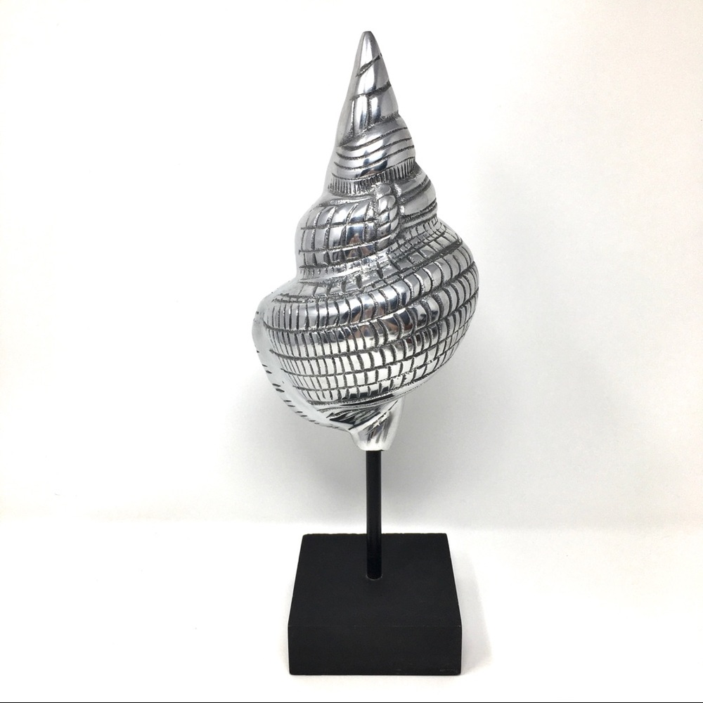 Mounted Shell Sculpture - Picture 2 of 9